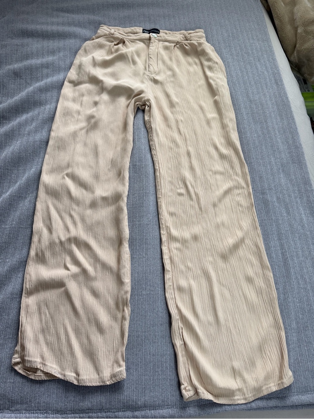 Zara Cream Pleated Wide Leg Trousers‎